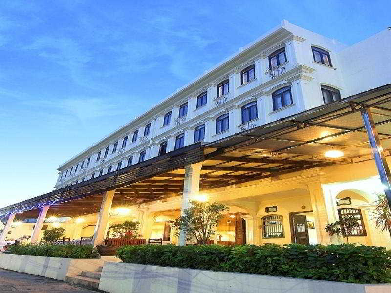 Phuket Heritage Hotel Karon Exterior foto